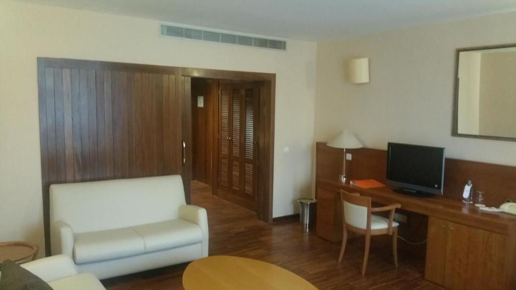 Hotel Escuela Santa Cruz Экстерьер фото