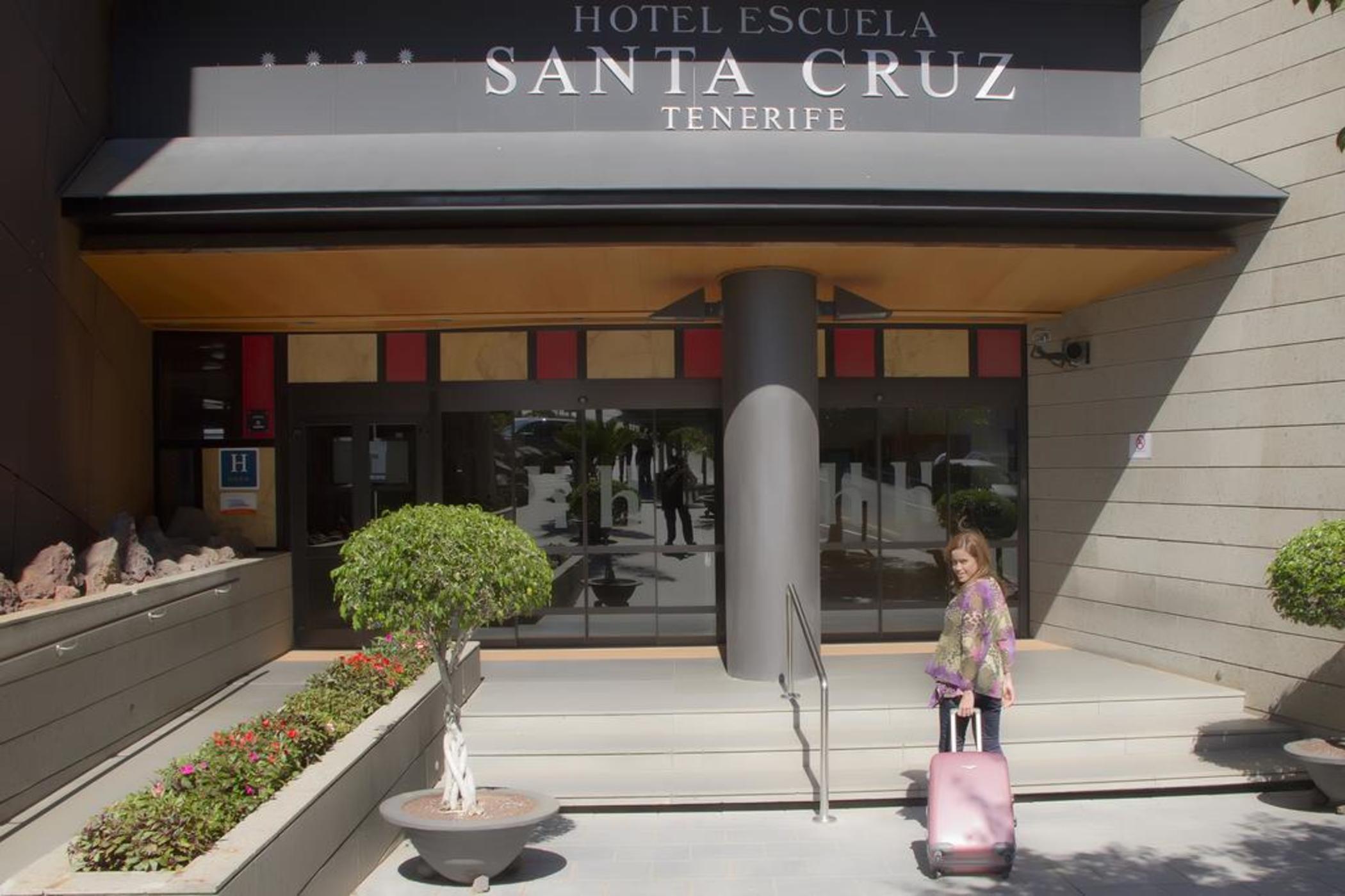 Hotel Escuela Santa Cruz Экстерьер фото