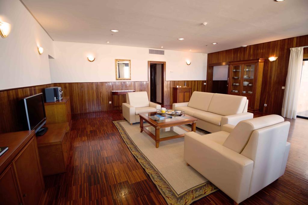 Hotel Escuela Santa Cruz Экстерьер фото